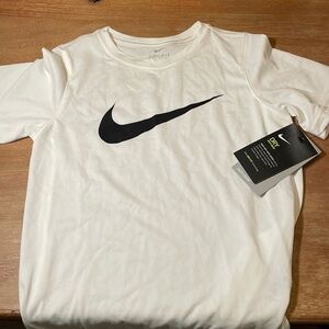 Nike Short Sleeve Tee